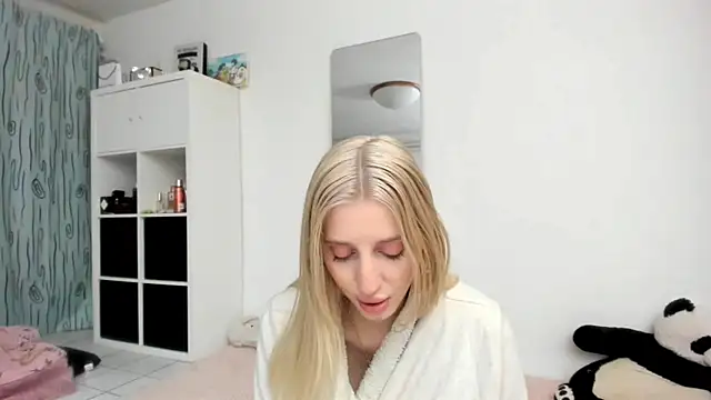 KenzieDawton online show from May 16, 2026, 4:28 pm