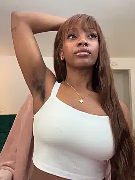 Snapshot of mochamimi chatting on December 4, 2025, 5:06 am mochamimi online show from December 4, 2025, 5:06 am