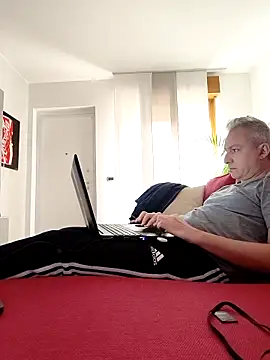 Snapshot of Markus_bst chatting on February 22, 2026, 12:51 pm Markus bst online show from February 22, 2026, 12:51 pm
