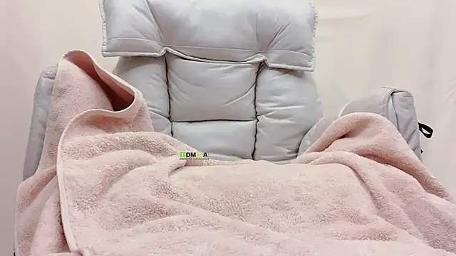 Tw Zoella online show from February 24, 2026, 1:45 pm