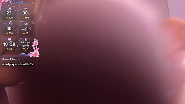 Snapshot of SophiaaStone chatting on October 3, 2025, 11:45 am SophiaaStone online show from October 3, 2025, 11:45 am