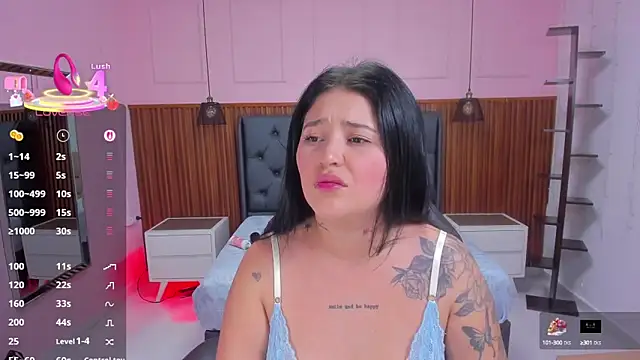 BIANCAROY1 online show from October 7, 2025, 6:53 pm