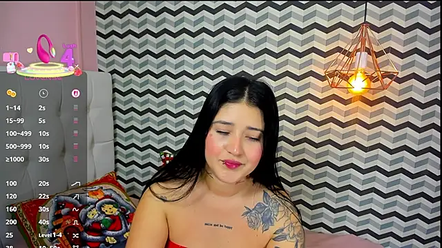 BIANCAROY1 online show from November 27, 2025, 6:41 pm