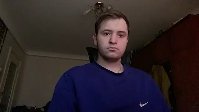 sweaticeboy online show from February 11, 2025, 7:44 am