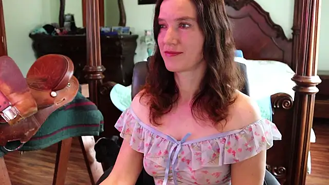 thornburyrose online show from February 28, 2026, 7:02 pm