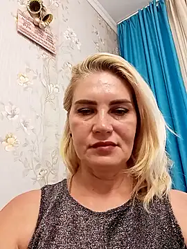 Snapshot of JennyOMay chatting on July 21, 2026, 4:36 am JennyOMay online show from July 21, 2026, 4:36 am