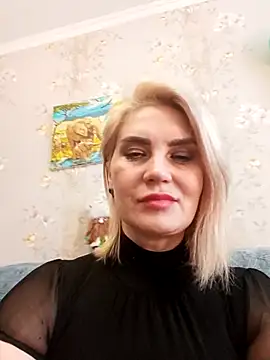 JennyOMay online show from February 13, 2025, 3:39 am