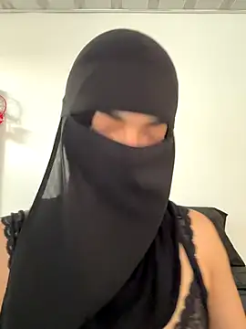 Snapshot of radiagazali chatting on November 6, 2025, 5:28 pm radiagazali online show from November 6, 2025, 5:28 pm