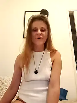 Snapshot of Scarlettishere chatting on May 14, 2026, 2:08 am Scarlettishere online show from May 14, 2026, 2:08 am