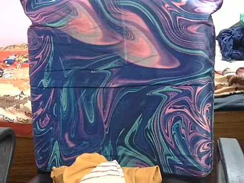 Your wild Dia online show from November 14, 2025, 6:44 pm