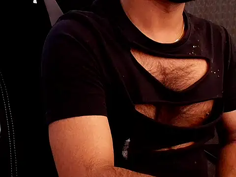 Snapshot of SHENOY3 chatting on November 26, 2025, 5:13 pm SHENOY3 online show from November 26, 2025, 5:13 pm