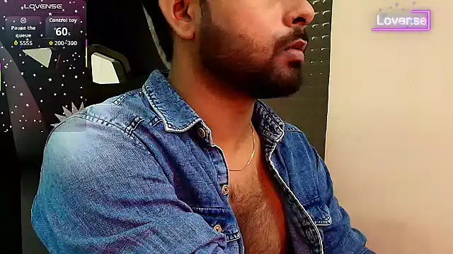 Snapshot of SHENOY3 chatting on June 25, 2026, 5:40 pm SHENOY3 online show from June 25, 2026, 5:40 pm