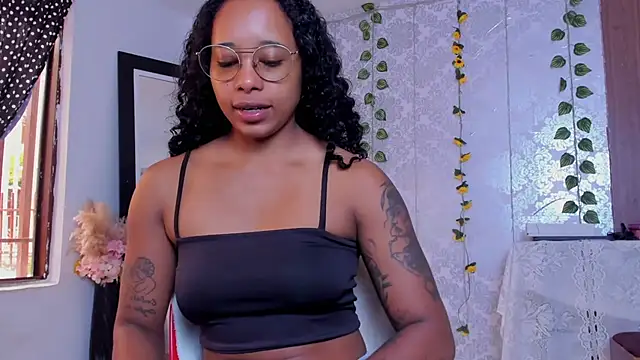 kelly thomson online show from February 13, 2026, 1:22 pm