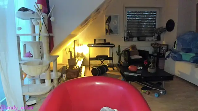 tinny williams online show from October 9, 2025, 5:41 am