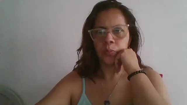 Snapshot of Sara_Brandon chatting on June 21, 2026, 3:51 pm Sara Brandon online show from June 21, 2026, 3:51 pm