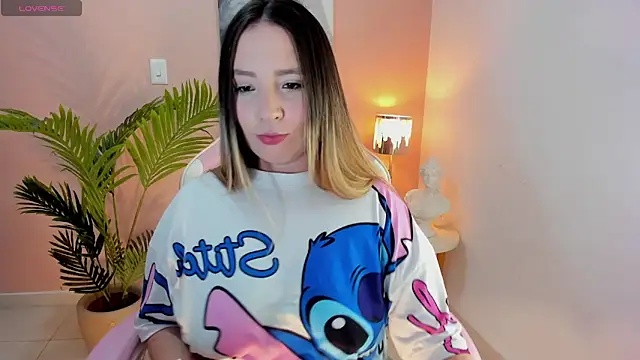 HannaMiller 1 online show from February 11, 2026, 2:00 am