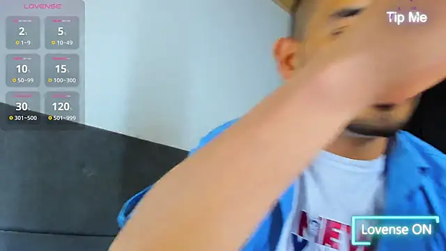 Snapshot of jhonyalzate2 chatting on October 7, 2025, 2:01 am jhonyalzate2 online show from October 7, 2025, 2:01 am