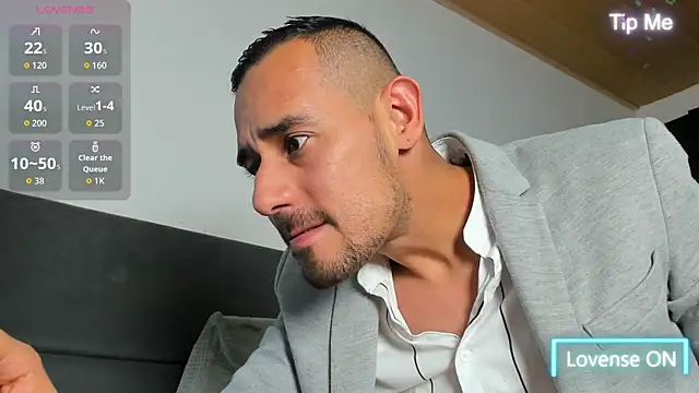 Snapshot of jhonyalzate2 chatting on May 25, 2026, 12:32 am jhonyalzate2 online show from May 25, 2026, 12:32 am