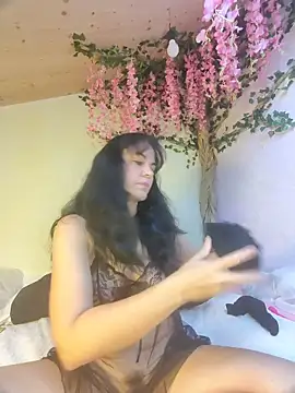 Snapshot of VioletJasmin chatting on October 24, 2025, 6:34 am VioletJasmin online show from October 24, 2025, 6:34 am