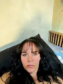 Snapshot of VioletJasmin chatting on September 26, 2025, 6:20 am VioletJasmin online show from September 26, 2025, 6:20 am