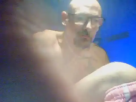 Snapshot of Pantyboy239 chatting on May 26, 2026, 12:47 pm Pantyboy239 online show from May 26, 2026, 12:47 pm