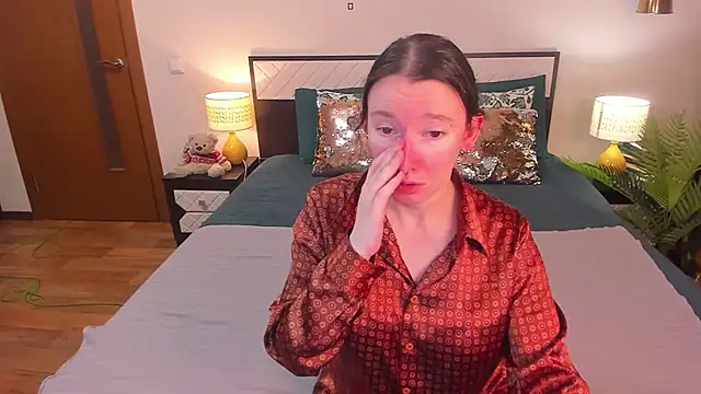 Snapshot of CatherineWalls chatting on March 25, 2026, 7:08 am CatherineWalls online show from March 25, 2026, 7:08 am