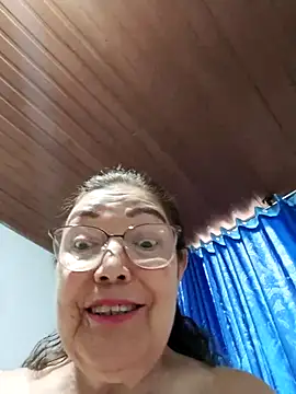 Vicky Rosse online show from May 26, 2026, 9:02 pm