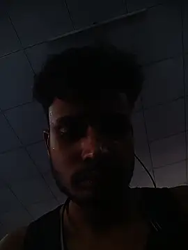 Snapshot of Aayankhan99 chatting on November 6, 2025, 1:42 am Aayankhan99 online show from November 6, 2025, 1:42 am