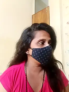 Indiantina online show from November 5, 2025, 9:12 am