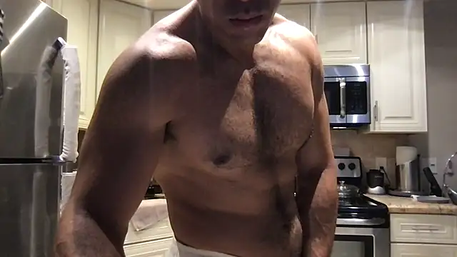 Snapshot of BigGuyMuscle chatting on May 21, 2026, 9:45 pm BigGuyMuscle online show from May 21, 2026, 9:45 pm