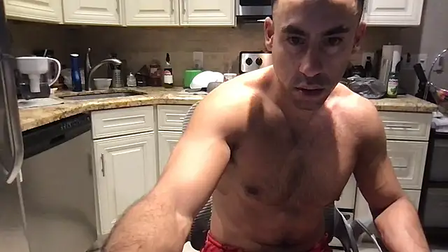 Snapshot of BigGuyMuscle chatting on November 24, 2025, 8:36 am BigGuyMuscle online show from November 24, 2025, 8:36 am