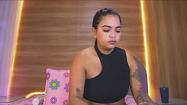 alexaa walker online show from March 3, 2026, 12:01 pm