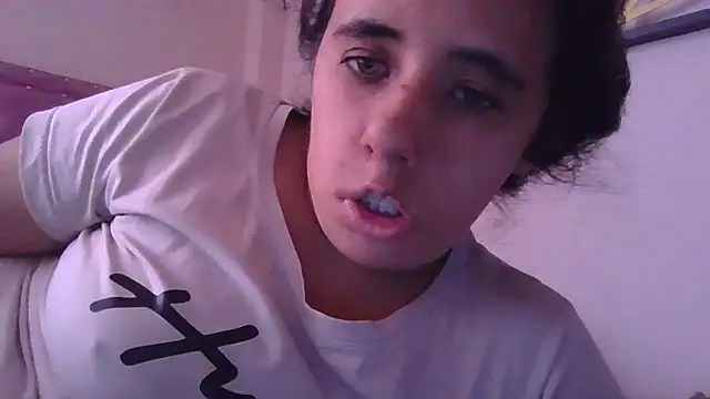 annarose19 online show from February 7, 2026, 6:38 pm