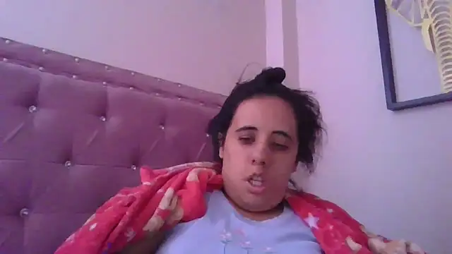 Snapshot of annarose19 chatting on October 20, 2025, 5:57 pm annarose19 online show from October 20, 2025, 5:57 pm