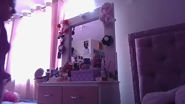 Snapshot of annarose19 chatting on October 9, 2025, 6:19 pm annarose19 online show from October 9, 2025, 6:19 pm