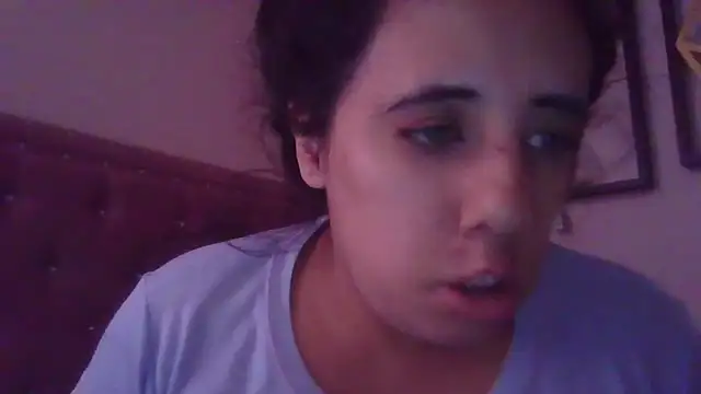 Snapshot of annarose19 chatting on December 5, 2025, 7:45 pm annarose19 online show from December 5, 2025, 7:45 pm