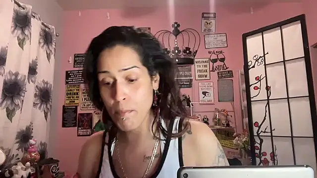 latinacubana online show from January 31, 2025, 4:47 am