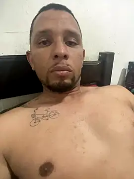 Snapshot of Mill19 chatting on September 30, 2025, 7:42 pm Mill19 online show from September 30, 2025, 7:42 pm