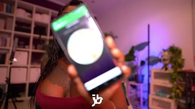 Snapshot of JosyBlack chatting on December 2, 2025, 7:54 am JosyBlack online show from December 2, 2025, 7:54 am