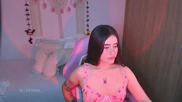 Snapshot of iriswest_ chatting on March 20, 2026, 11:50 pm iriswest online show from March 20, 2026, 11:50 pm