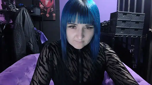 Snapshot of beauty-of-pain chatting on November 15, 2025, 8:02 pm beauty-of-pain online show from November 15, 2025, 8:02 pm