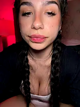 LoveLillyy online show from December 5, 2025, 12:54 am