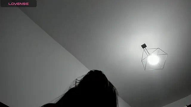 juicekatee online show from November 17, 2025, 3:54 am