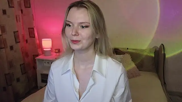 Snapshot of Vivian_Davis chatting on December 2, 2025, 6:20 pm Vivian Davis online show from December 2, 2025, 6:20 pm