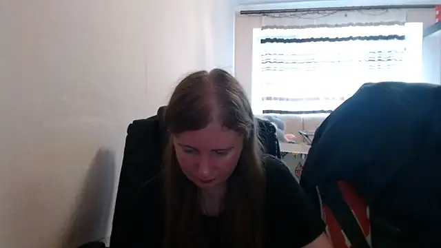Snapshot of PeterAndJen chatting on July 27, 2026, 6:37 pm PeterAndJen online show from July 27, 2026, 6:37 pm