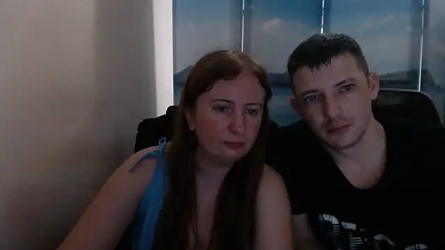 Snapshot of PeterAndJen chatting on August 1, 2026, 5:55 pm PeterAndJen online show from August 1, 2026, 5:55 pm