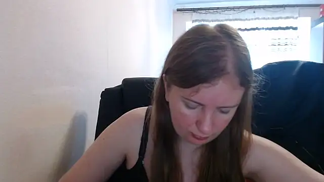Snapshot of PeterAndJen chatting on July 18, 2026, 6:22 am PeterAndJen online show from July 18, 2026, 6:22 am