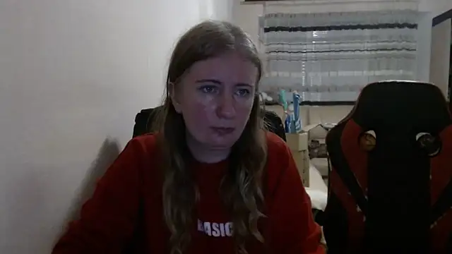 PeterAndJen online show from November 29, 2025, 9:04 pm