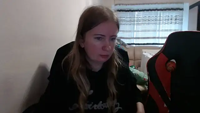 PeterAndJen online show from October 10, 2025, 8:15 am