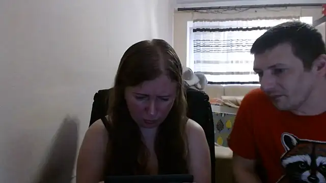 Snapshot of PeterAndJen chatting on July 17, 2026, 6:16 pm PeterAndJen online show from July 17, 2026, 6:16 pm